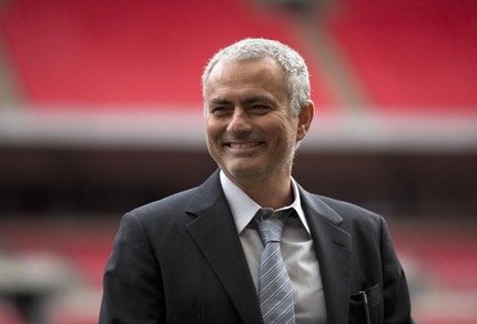 Mourinho, la carriera in 15 scatti: dal Porto allo United