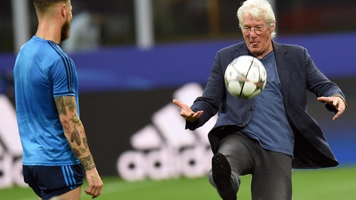 Champions League: Richard Gere, palleggi a San Siro con il Real Madrid