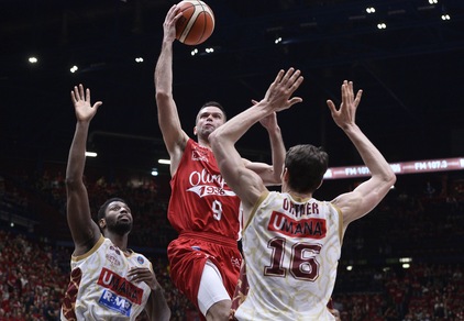 Milano sorpassa con Cerella