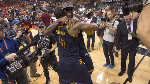 Basket, Nba: Cleveland in finale, primo trionfo a 2,00