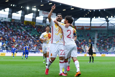 Spagna ok con Nolito, Dzeko ko per un infortunio