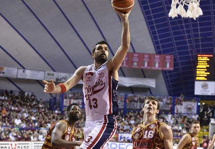 Basket Serie A, Milano è la prima finalista