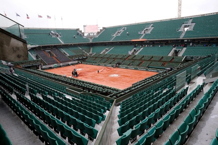 Tennis Roland Garros, la pioggia blocca il programma