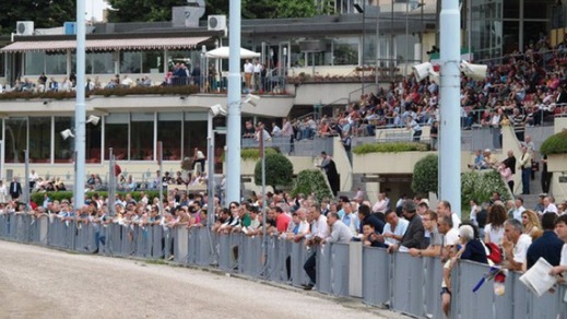 Repubblica per dieci a Bologna