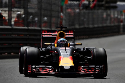 F1, Red Bull e Toro Rosso con motori Renault fino al 2018