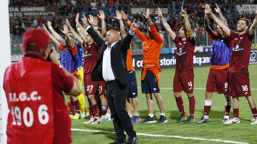 Trapani-Spezia 2-0: Cosmi in finale, che show sotto la curva!