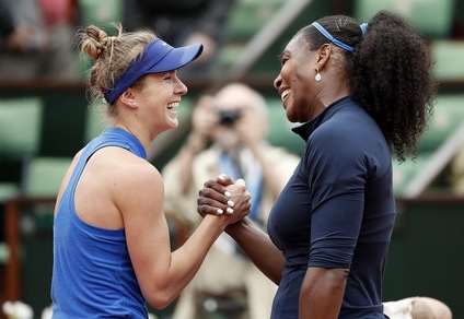 Tennis Roland Garros, Serena Williams vola ai quarti di finale