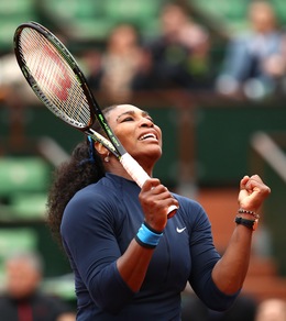 Tennis Roland Garros, Serena Williams vola in semifinale