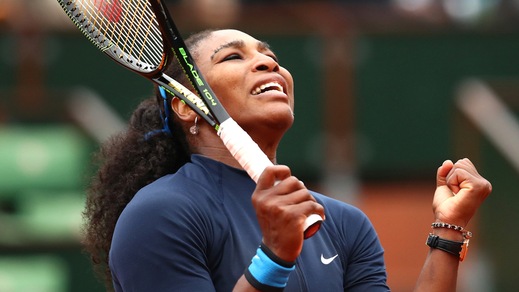 Tennis Roland Garros, Serena Williams vola in semifinale