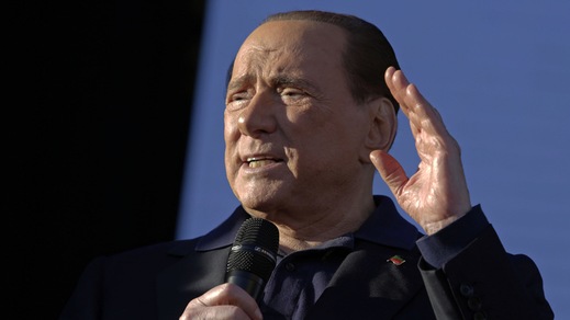 Berlusconi: «I cinesi mangiavano i bambini, dovrei dargli il Milan?»