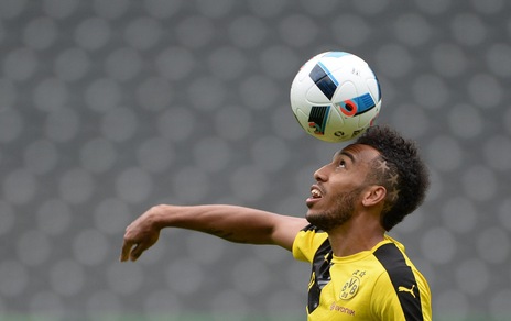 Calciomercato Borussia Dortmund, Aubameyang: «Qui sto bene, ma devo parlare con il club»