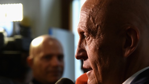 Collina: «Fallo in area? Stop a rigore, rosso e squalifica»