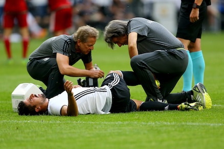 Allarme Germania: Khedira esce dopo 45' dell'amichevole con l'Ungheria