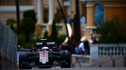 F1 McLaren, Boullier: «Presto per parlare dei piloti 2017»