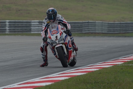 SBK Pata Yamaha, Guintoli: «Non vedo l'ora di tornare in pista»