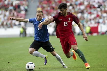 Calciomercato Juventus, anche il Barcellona su André Gomes