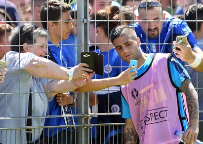 Calciomercato Napoli, agente Insigne: «De Laurentiis saprà gratificarlo»