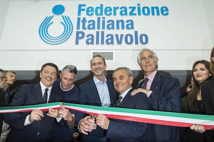Pallavolo: Lucchetta con Renzi, Malagò e Magri inaugura la nuova sede della Fipav