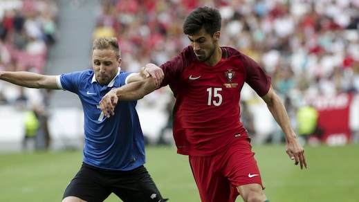 Calciomercato Juventus, anche il Barcellona su André Gomes