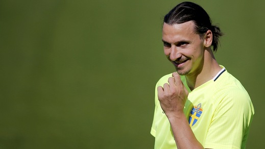 Calciomercato, Ibrahimovic-United c'è la conferma: «Ha preso una super villa a Manchester»