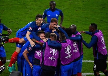 Euro 2016, Francia-Romania 2-1: super Payet risolve all'89'