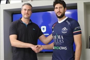 Volley: A2 Maschile, Vedovotto è il nuovo schiacciatore di Siena