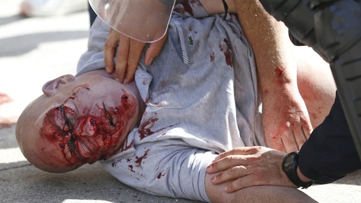 Euro 2016, ancora scontri tra hooligan e polizia: panico a Marsiglia