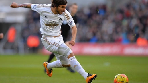 Calciomercato Atalanta su Paloschi. Pinilla in uscita?