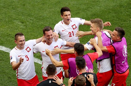 Euro 2016, Polonia-Irlanda del Nord 1-0: basta Milik per la prima storica vittoria