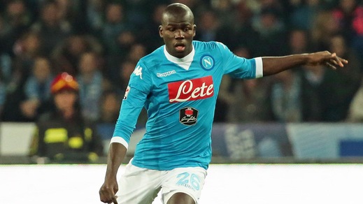 Calciomercato Napoli, Koulibaly va in difesa: l'agente incontra il club