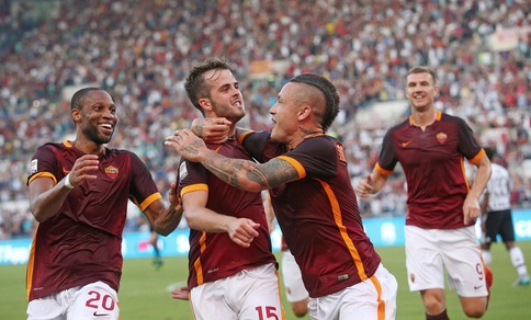 Calciomercato Roma, Nainggolan saluta Pjanic: «Gli vorrò bene anche se è andato alla Juve»