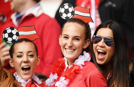 Euro 2016: le tifose austriache scatenate per il match con l'Ungheria!