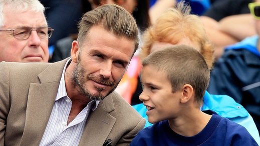 Tennis, Beckham super papà: al Queen's Club con il piccolo Romeo