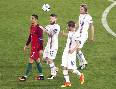 Cristiano Ronaldo l'ha presa male: «L'Islanda? Non farà nulla in questo Europeo»