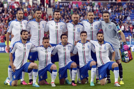 Euro 2016, la Francia incorona l'Italia. Bonucci e Pellè nella top 11 della prima giornata