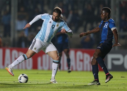 Calciomercato Napoli, dalla Spagna: «Simeone vuole Higuain all'Atletico»