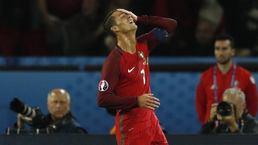 Euro 2016, Portogallo-Austria 0-0: palo di Nani, Ronaldo sbaglia un rigore