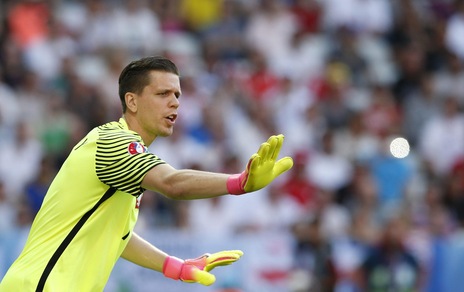 Calciomercato: «Roma, l'Arsenal aspetta l'offerta per Szczesny»
