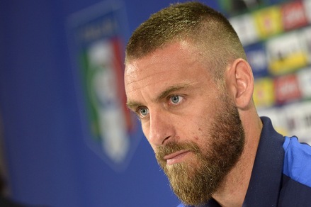 Italia, De Rossi lo dice: «Spero di restare a lungo a Roma»