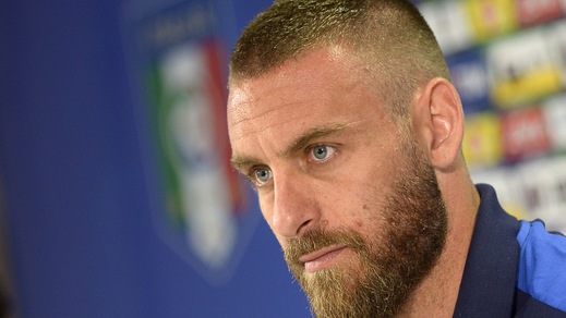 Italia, De Rossi lo dice: «Spero di restare a lungo a Roma»