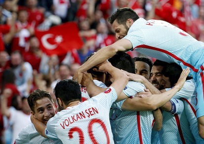 Euro 2016, Repubblica Ceca-Turchia 0-2: Terim spera ancora