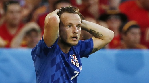 Paura per Rakitic: presa a sassate la sua villa al mare