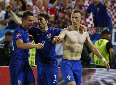 Euro 2016, Croazia-Spagna 2-1: Morata, poi Kalinic e Perisic. L'Italia sfiderà gli iberici negli ottavi