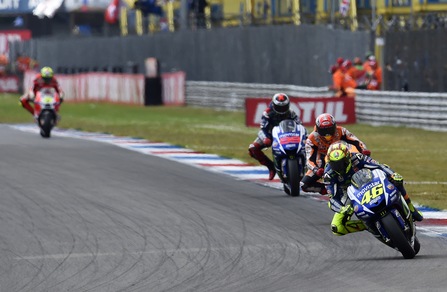 MotoGp, Assen: in quota è una sfida a tre