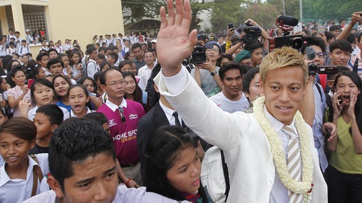 Honda avvocato dei giovani, i complimenti del Milan