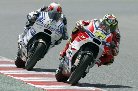 MotoGp Assen, seconde libere a Iannone