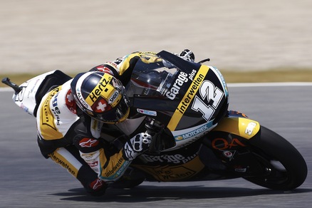 Moto2, Assen: la pole è per Luthi