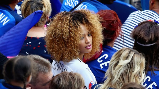 Euro 2016 Francia-Irlanda, la fidanzata di Coman tifa per lui dagli spalti