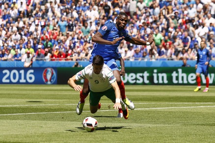 Euro 2016, Francia-Irlanda: Pogba stende Long ed è rigore dopo 3 minuti