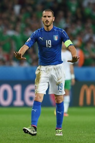 Calciomercato Juventus, «Guardiola e Conte pazzi per Bonucci»